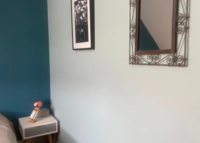 Chez Particulier Avec Sdb Et Etage Independant Proche Arena